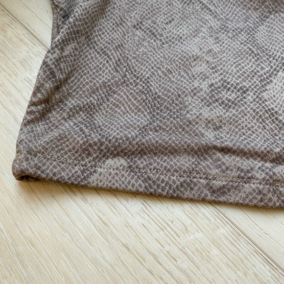 Good American snake skin cropped tank top 4 - Picture 8 of 12